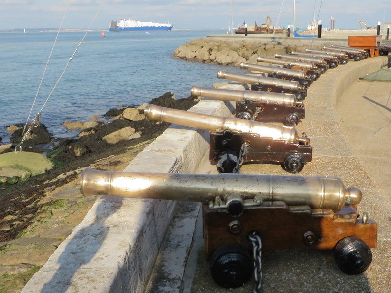 Cowes Week Cannons